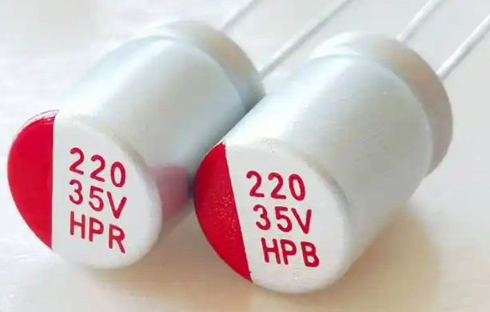 固態(tài)電容的性能特點(diǎn)有哪些？